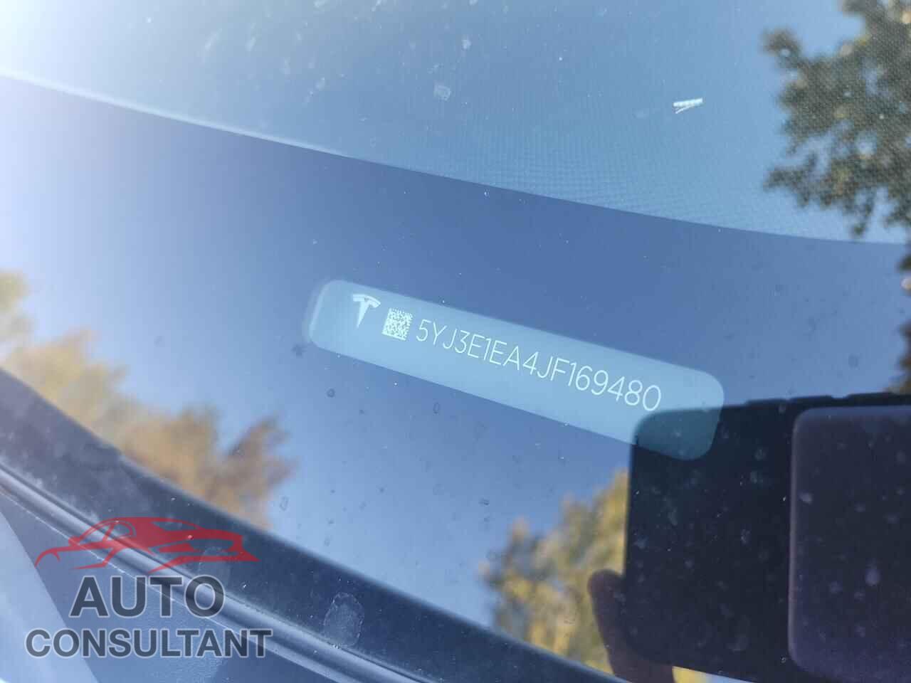 TESLA MODEL 3 2018 - 5YJ3E1EA4JF169480