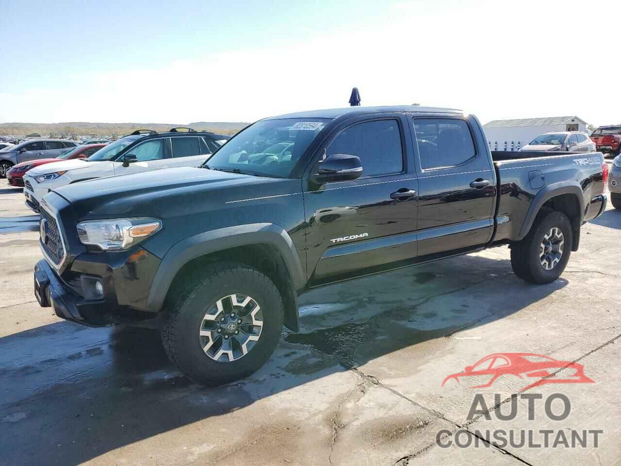 TOYOTA TACOMA 2018 - 5TFDZ5BN1JX031165