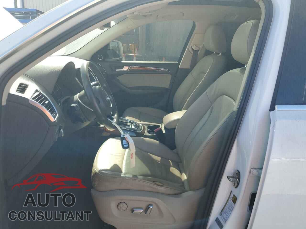 AUDI Q5 2015 - WA1C8AFP5FA014053