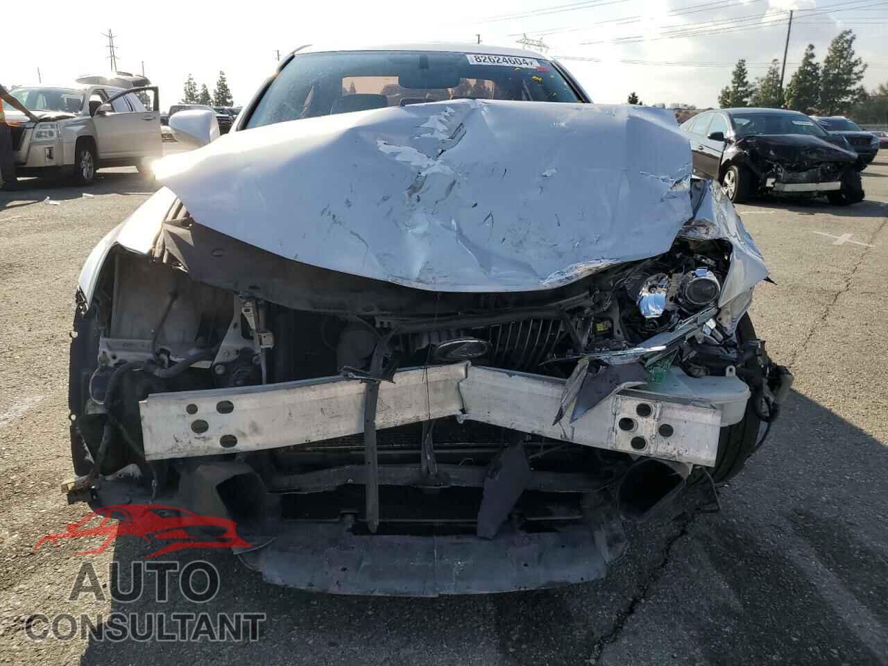 LEXUS IS 2011 - JTHBF5C29B5133569