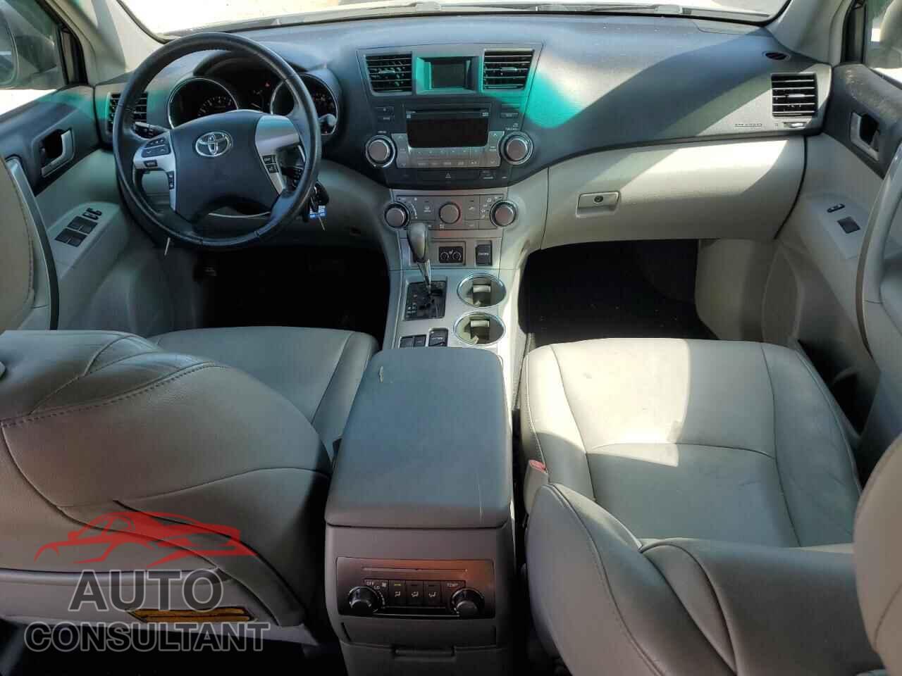 TOYOTA HIGHLANDER 2012 - 5TDZK3EH2CS062017