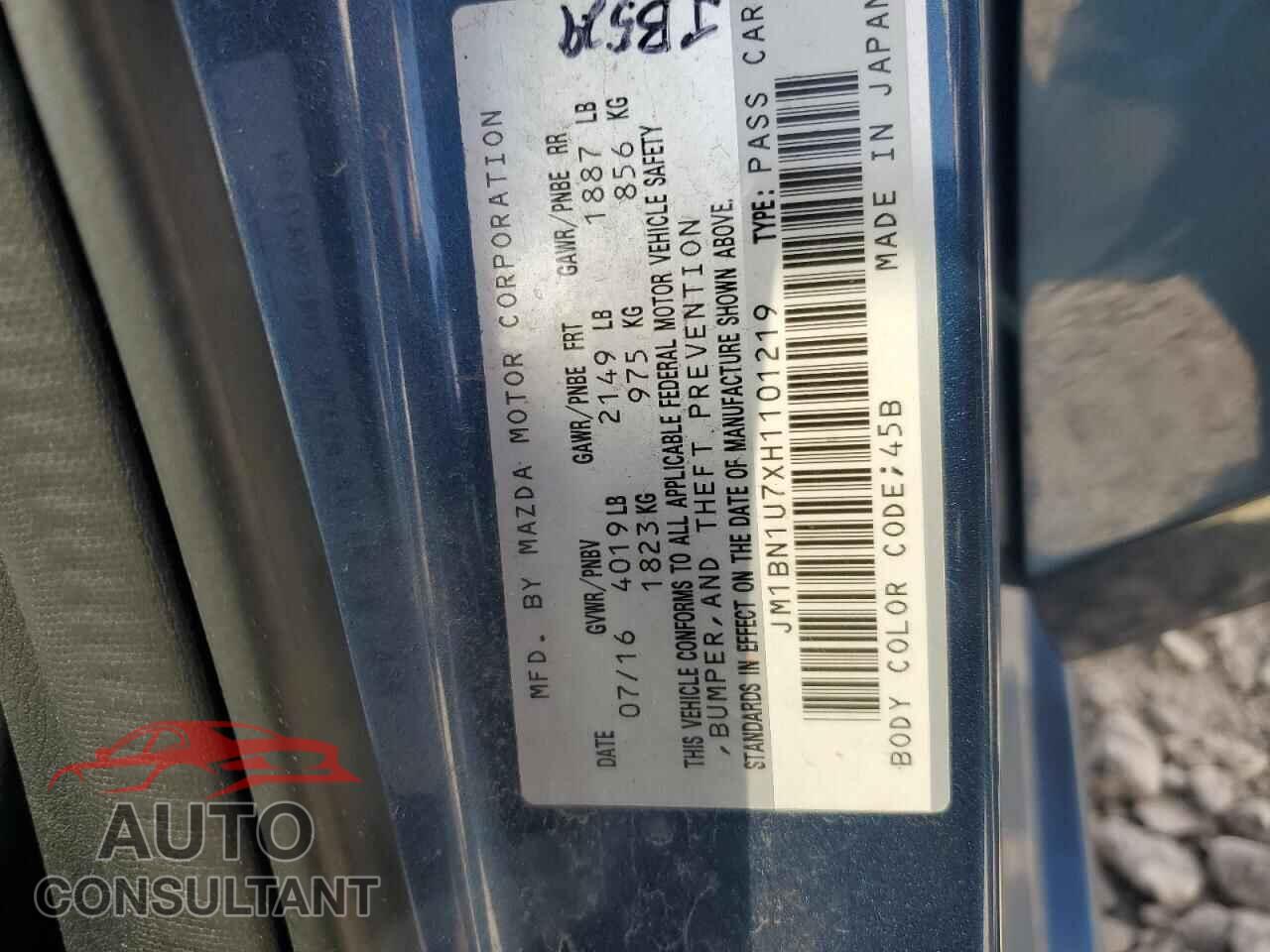 MAZDA 3 2017 - JM1BN1U7XH1101219