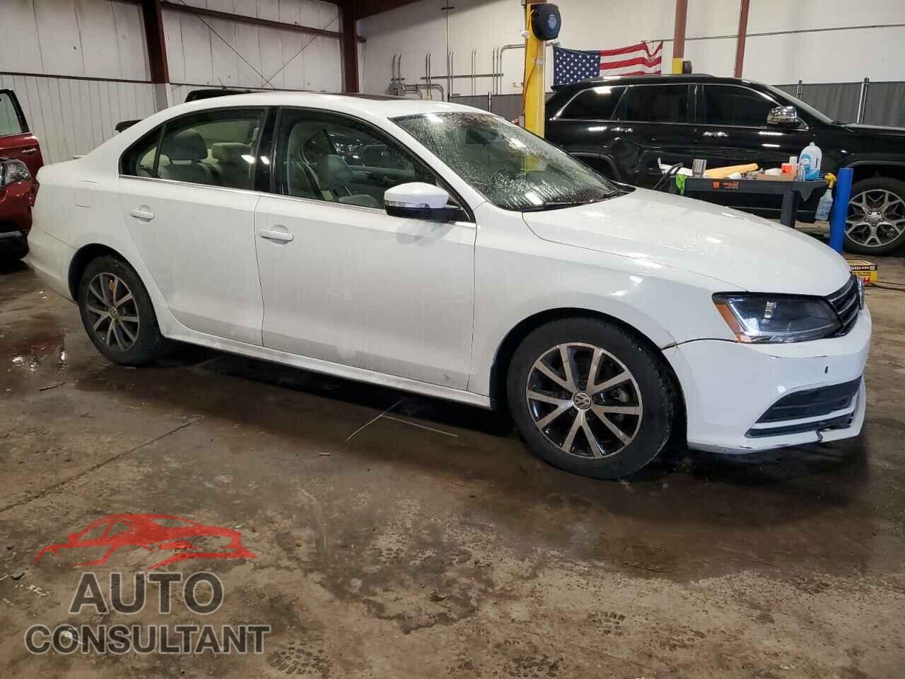 VOLKSWAGEN JETTA 2017 - 3VWDB7AJ4HM376248