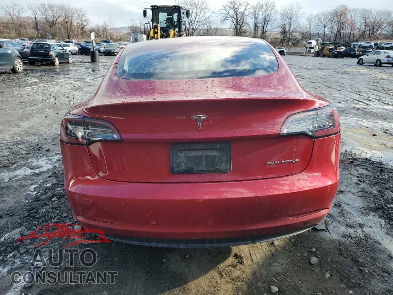TESLA MODEL 3 2019 - 5YJ3E1EB3KF193957