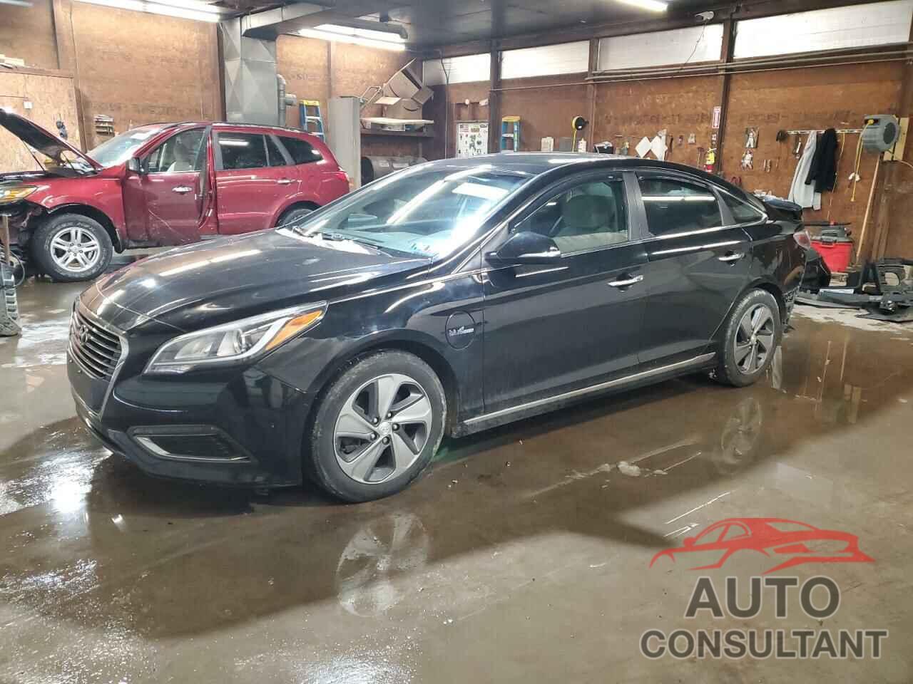 HYUNDAI SONATA 2016 - KMHE14L23GA021352