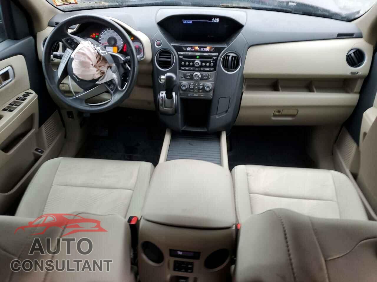 HONDA PILOT 2015 - 5FNYF4H29FB018067