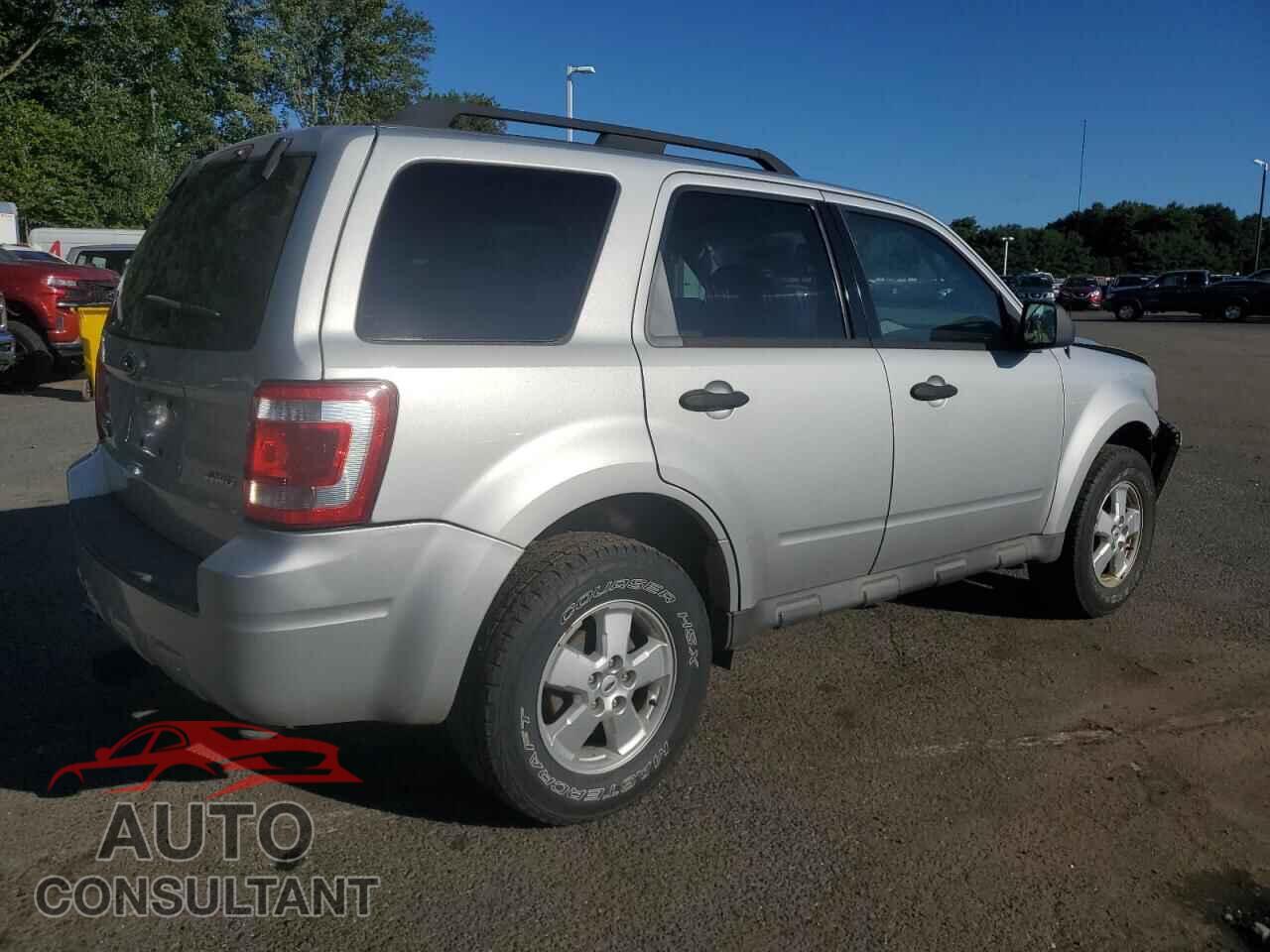 FORD ESCAPE 2009 - 1FMCU93G89KA33050