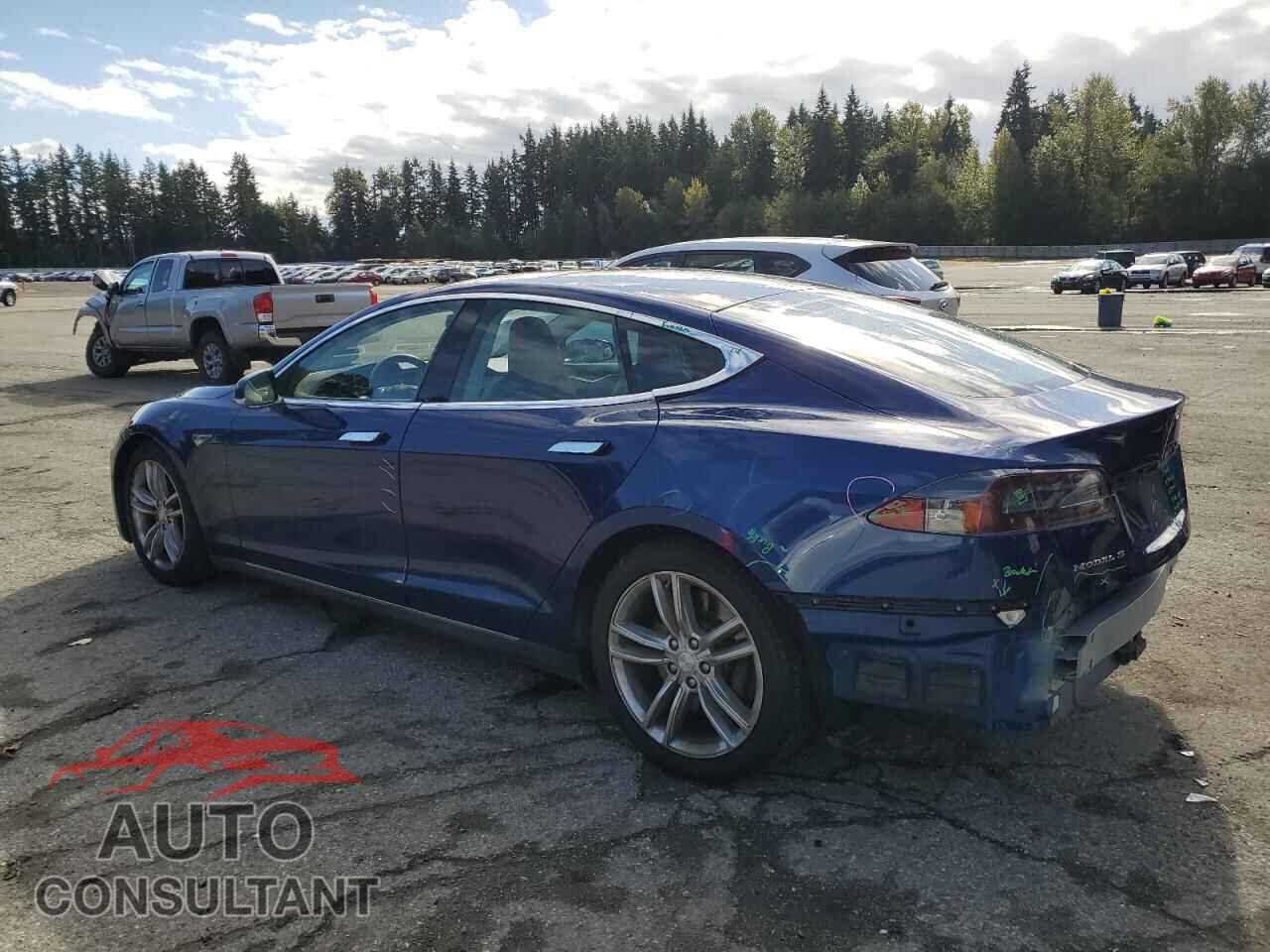 TESLA MODEL S 2015 - 5YJSA1E25FF106881