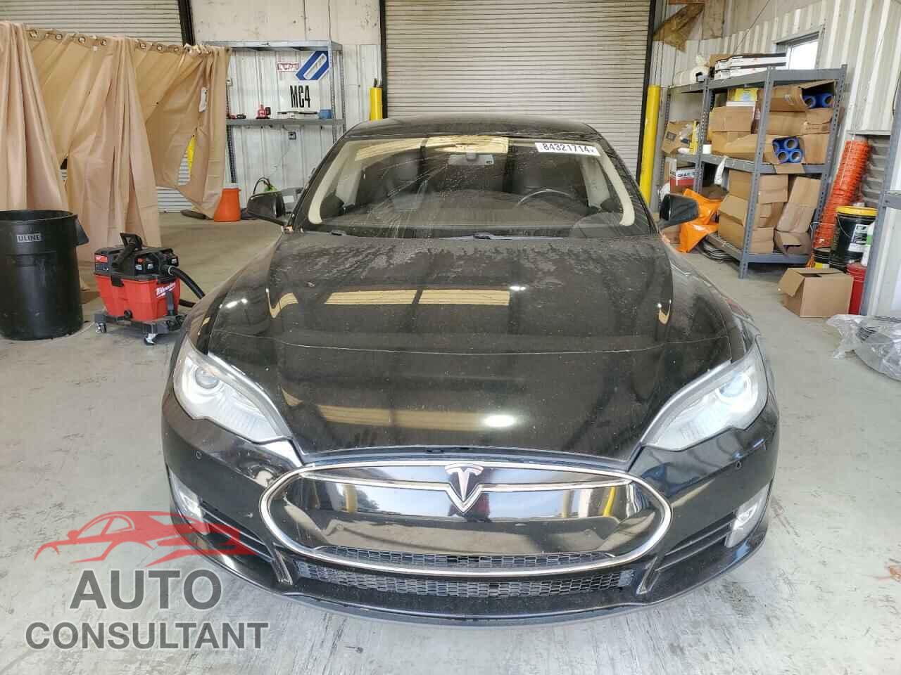 TESLA MODEL S 2013 - 5YJSA1DP9DFP26689