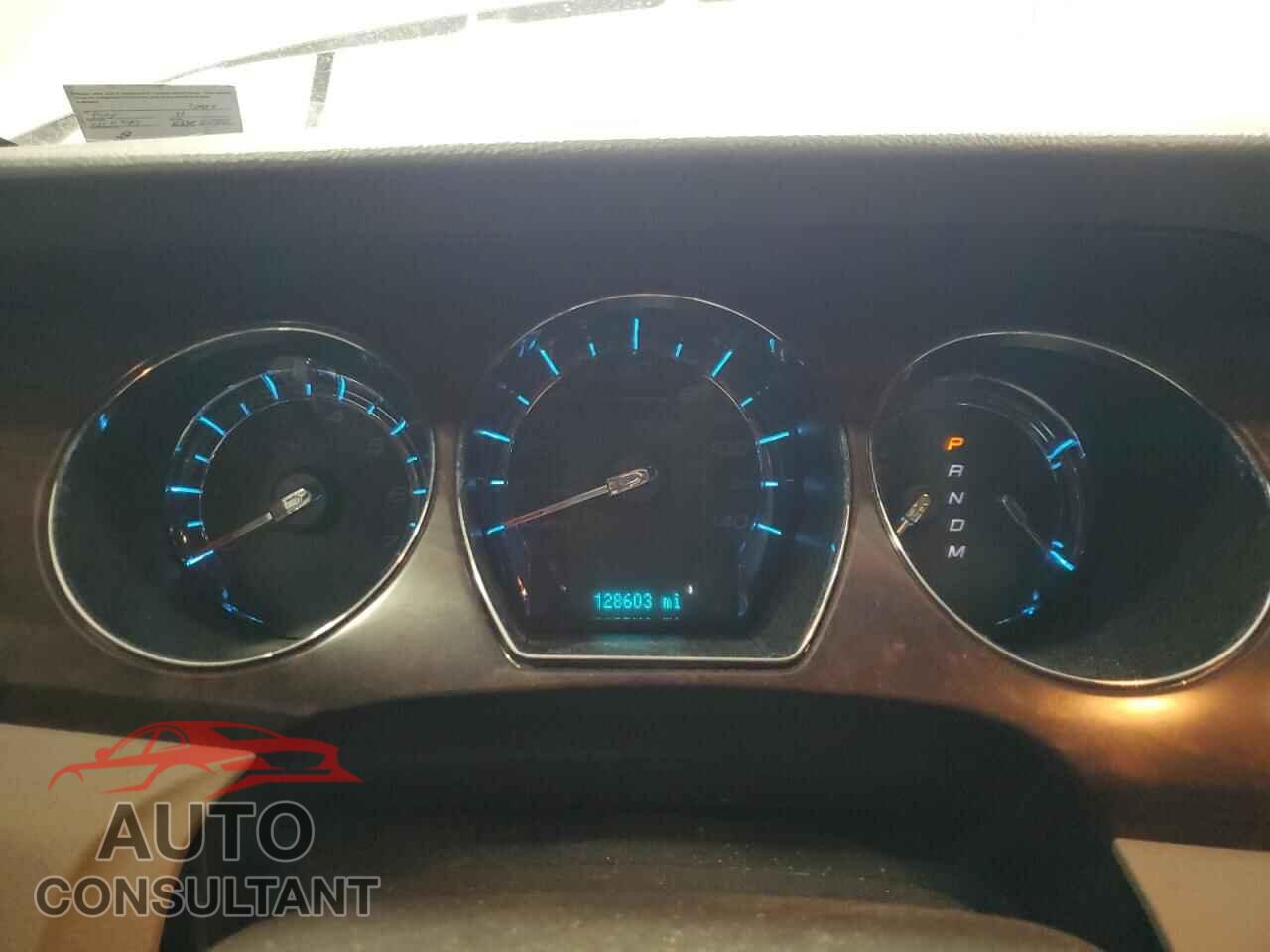 FORD TAURUS 2011 - 1FAHP2FW4BG133009