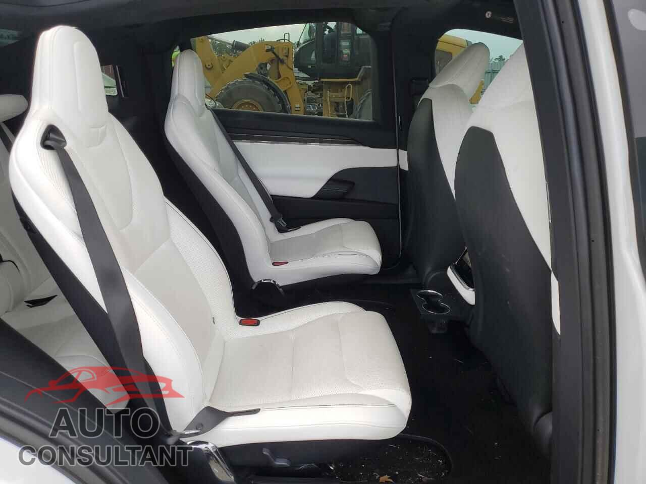 TESLA MODEL X 2022 - 7SAXCBE68NF360305