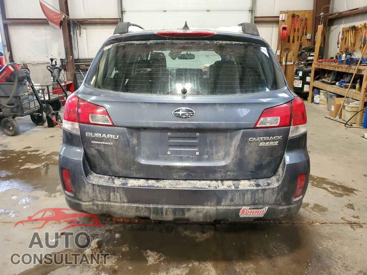 SUBARU OUTBACK 2013 - 4S4BRBLC4D3272549