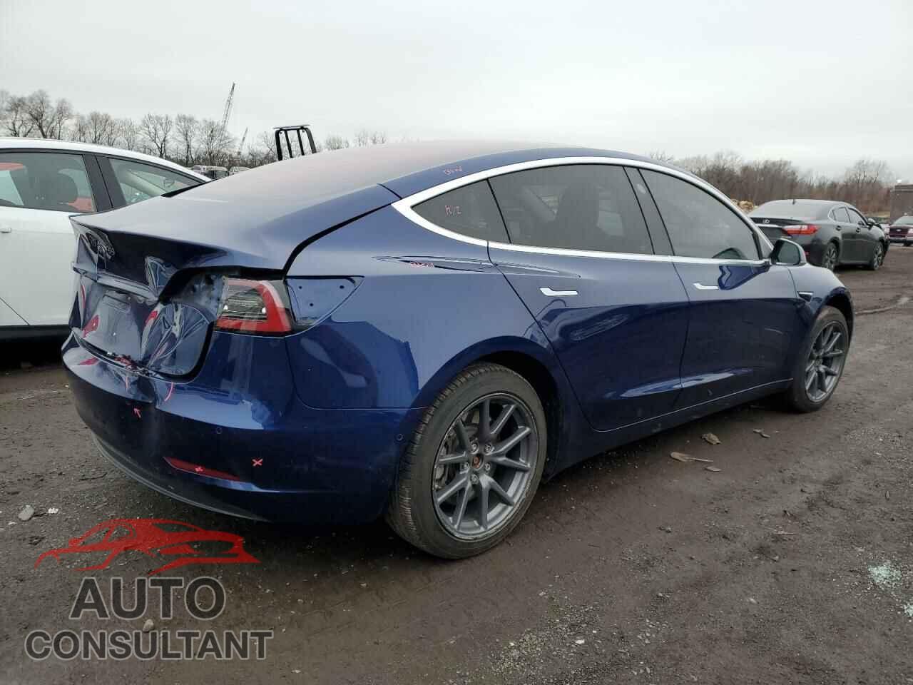 TESLA MODEL 3 2018 - 5YJ3E1EA9JF027710