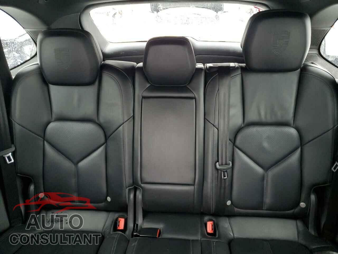 PORSCHE CAYENNE 2011 - WP1AA2A23BLA09739