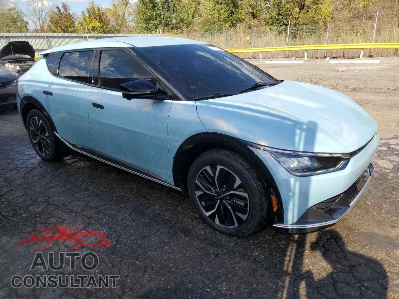 KIA EV6 LIGHT 2023 - KNDC3DLC8P5106131
