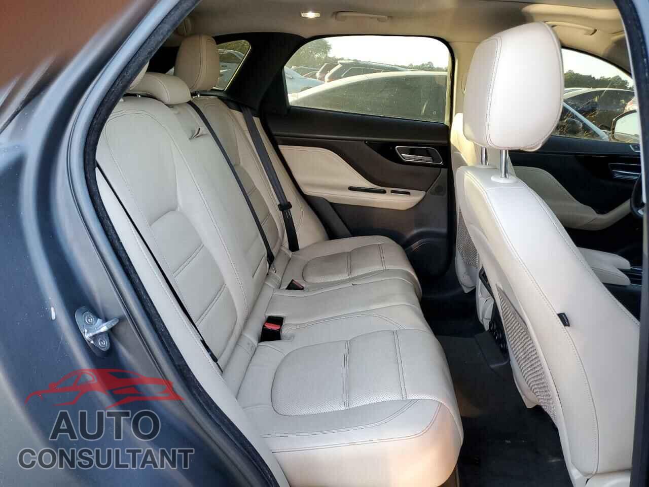JAGUAR F-PACE 2018 - SADCK2EV7JA256580