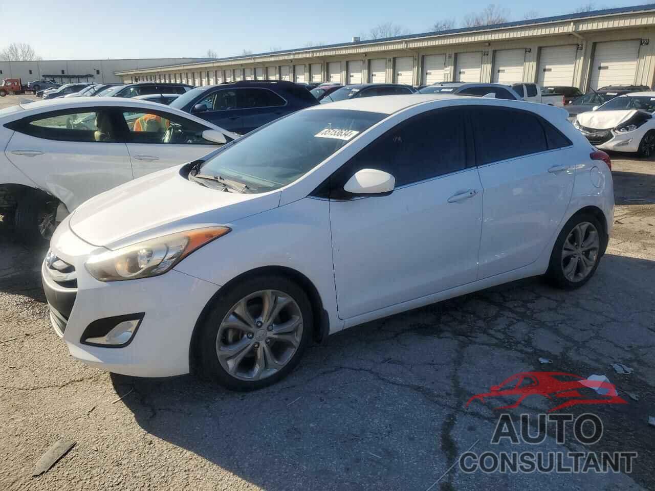 HYUNDAI ELANTRA 2013 - KMHD35LE2DU086239