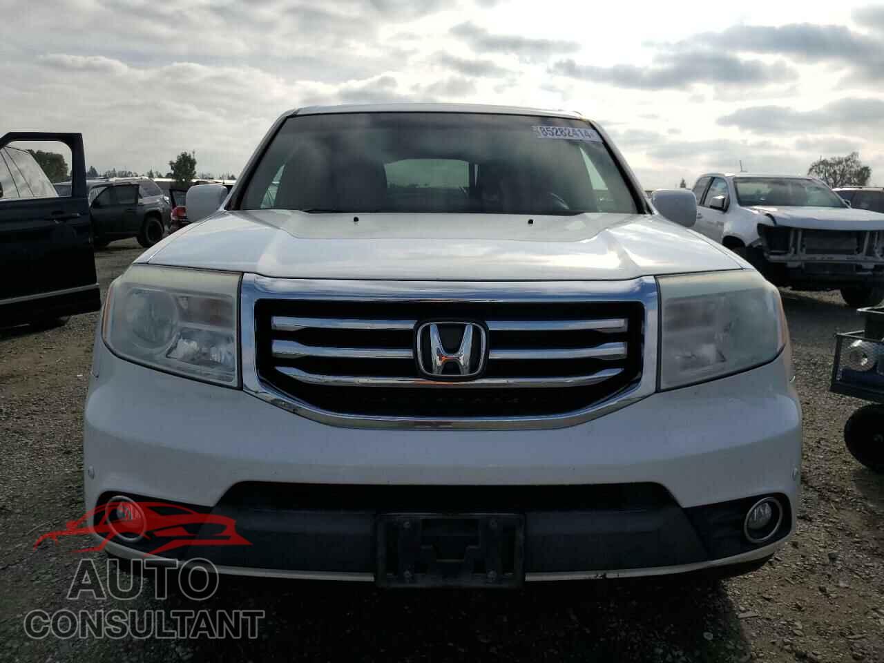 HONDA PILOT 2013 - 5FNYF4H91DB042504