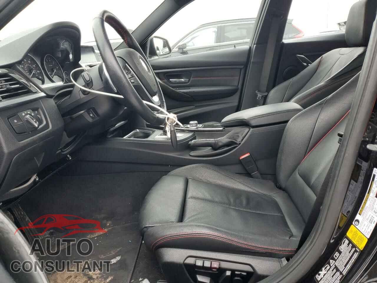 BMW 3 SERIES 2013 - WBA3B9C59DF587804