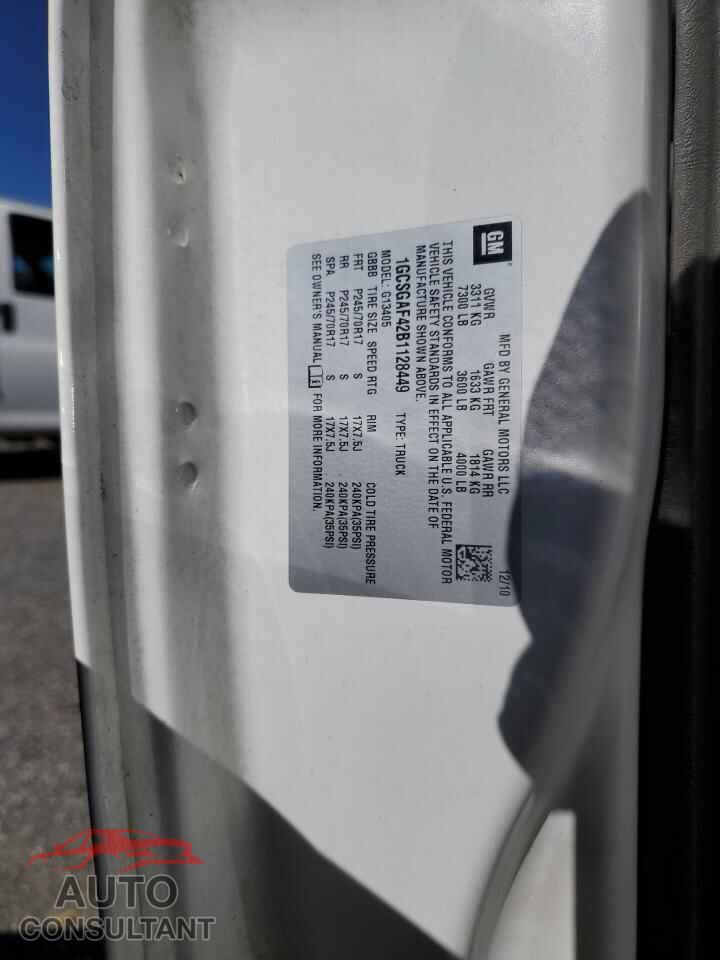 CHEVROLET EXPRESS 2011 - 1GCSGAF42B1128449