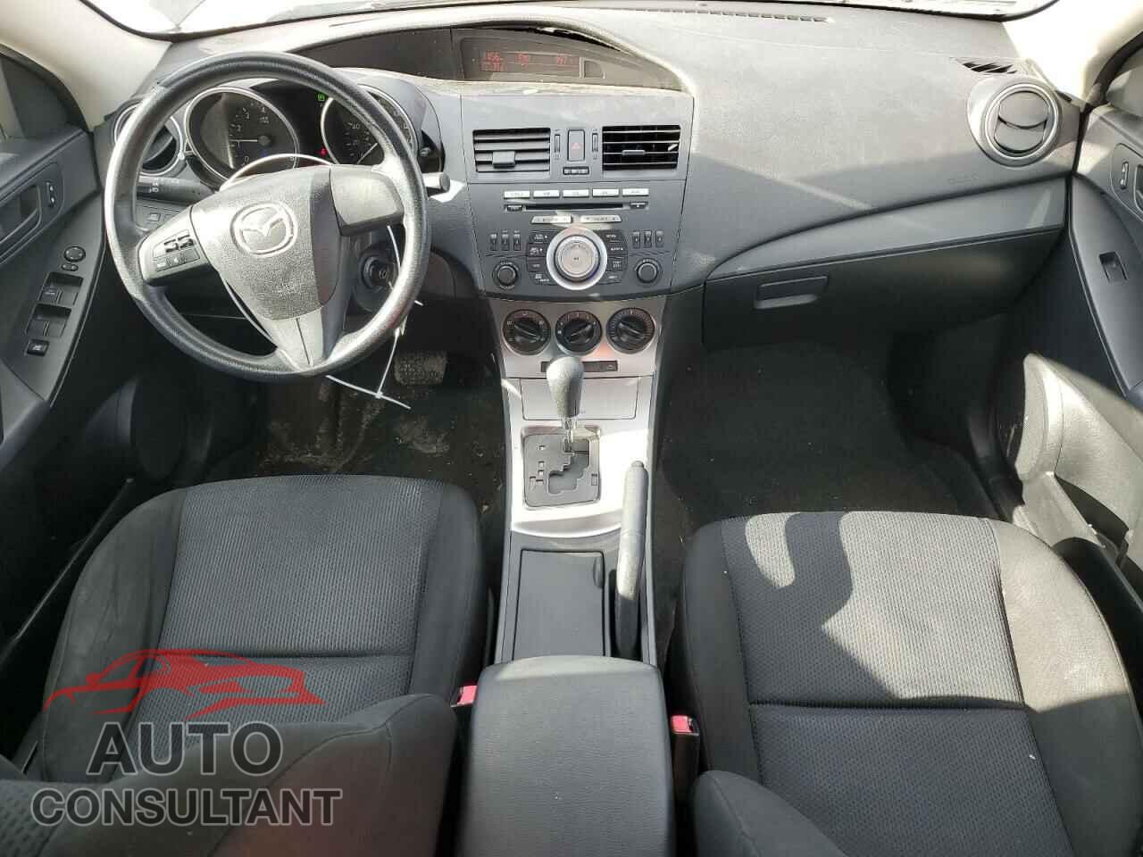 MAZDA 3 2011 - JM1BL1UG7B1490916