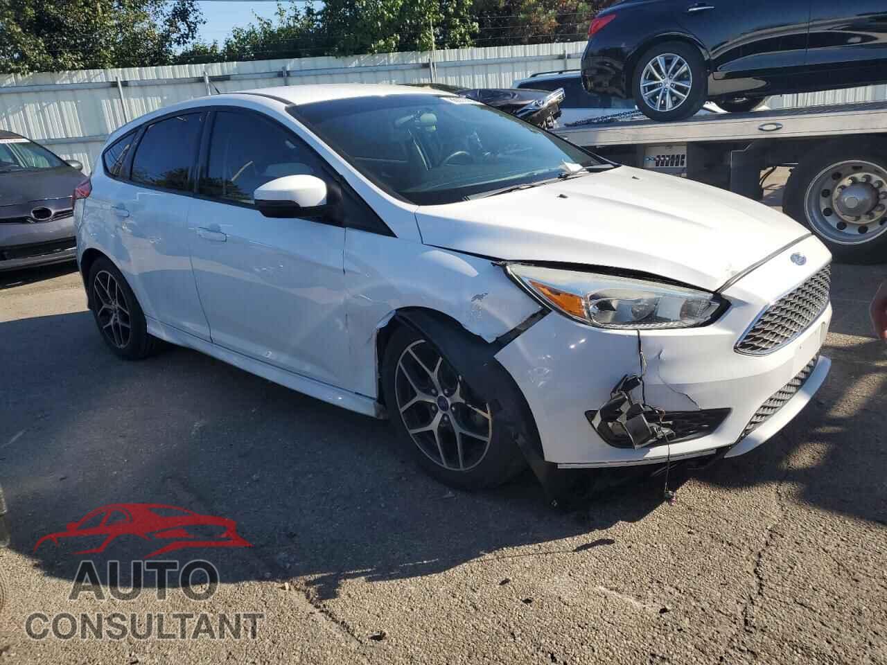 FORD FOCUS 2016 - 1FADP3K21GL356453