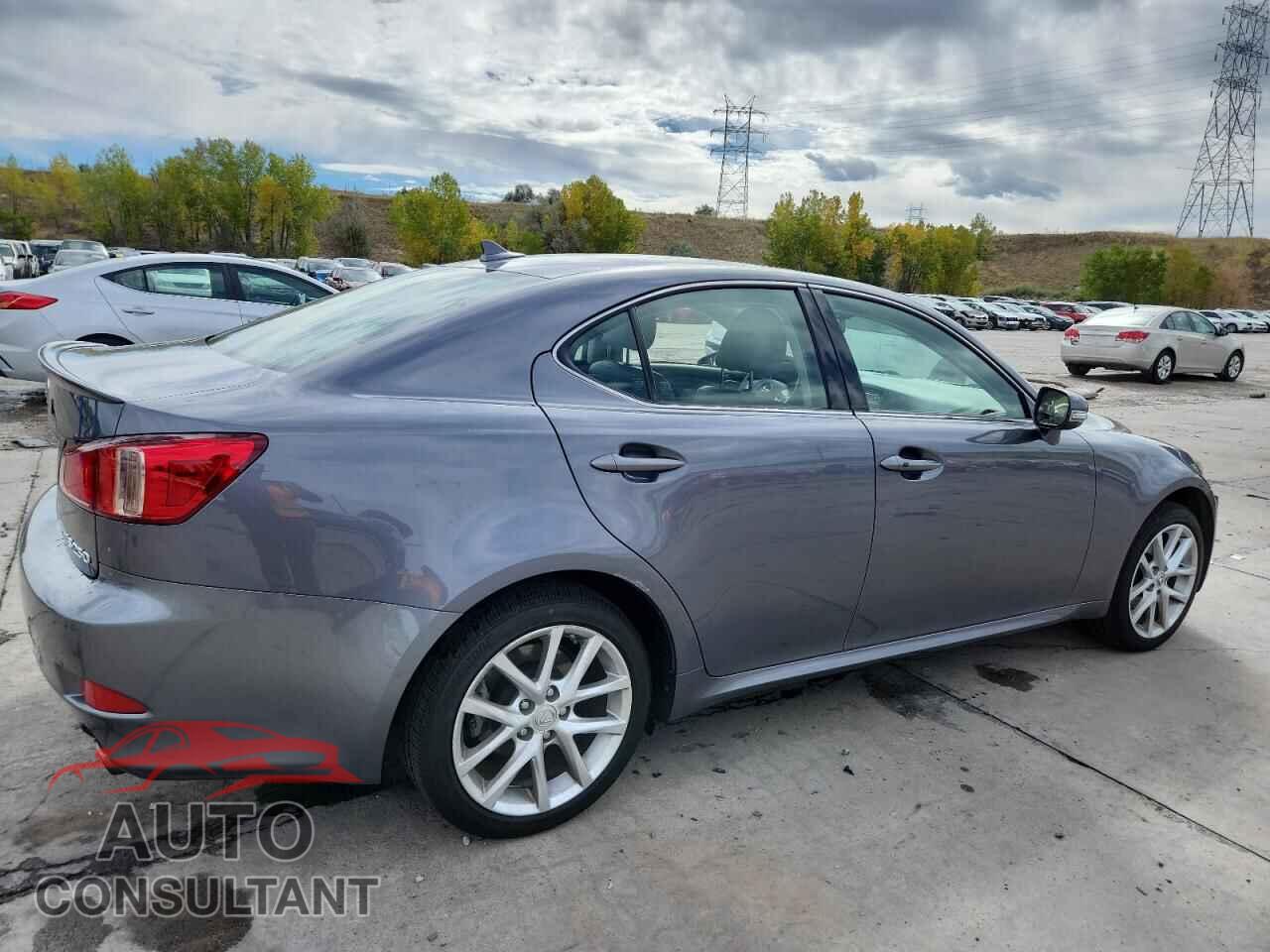 LEXUS IS 2012 - JTHCF5C26C5056178
