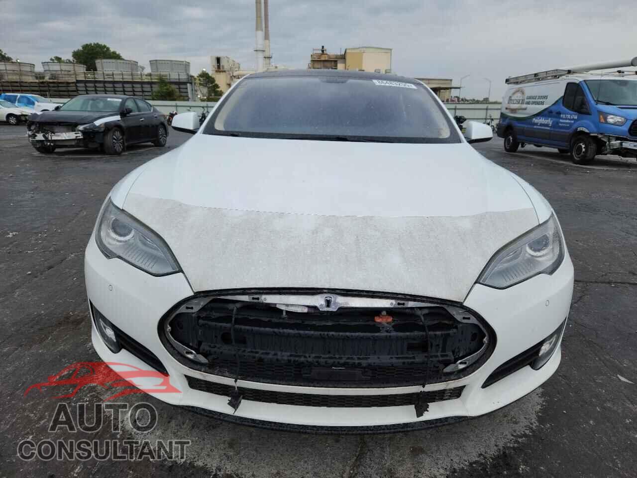 TESLA MODEL S 2013 - 5YJSA1DNXDFP22567