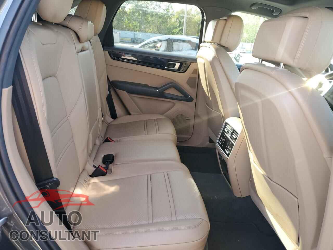 PORSCHE CAYENNE 2020 - WP1AA2AY1LDA07424