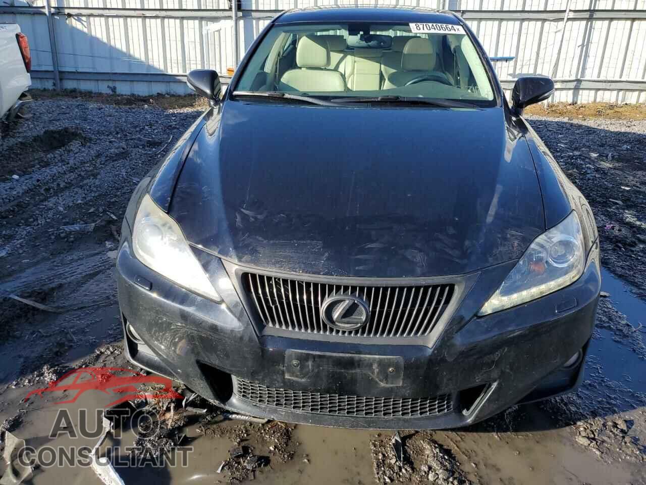 LEXUS IS 2011 - JTHCE5C21B5000537