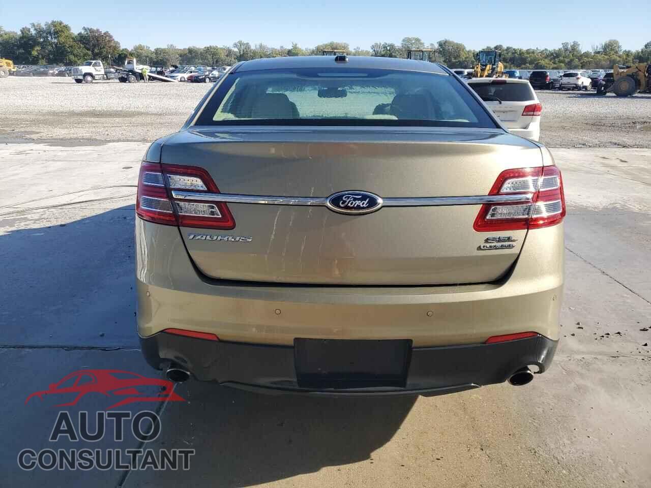 FORD TAURUS 2013 - 1FAHP2E80DG128444
