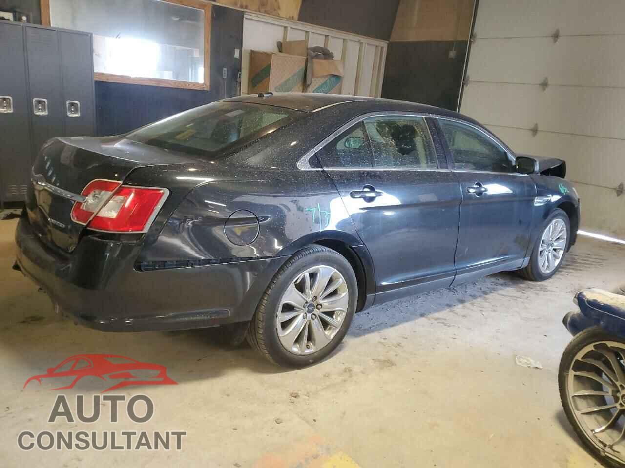 FORD TAURUS 2011 - 1FAHP2FW2BG175100