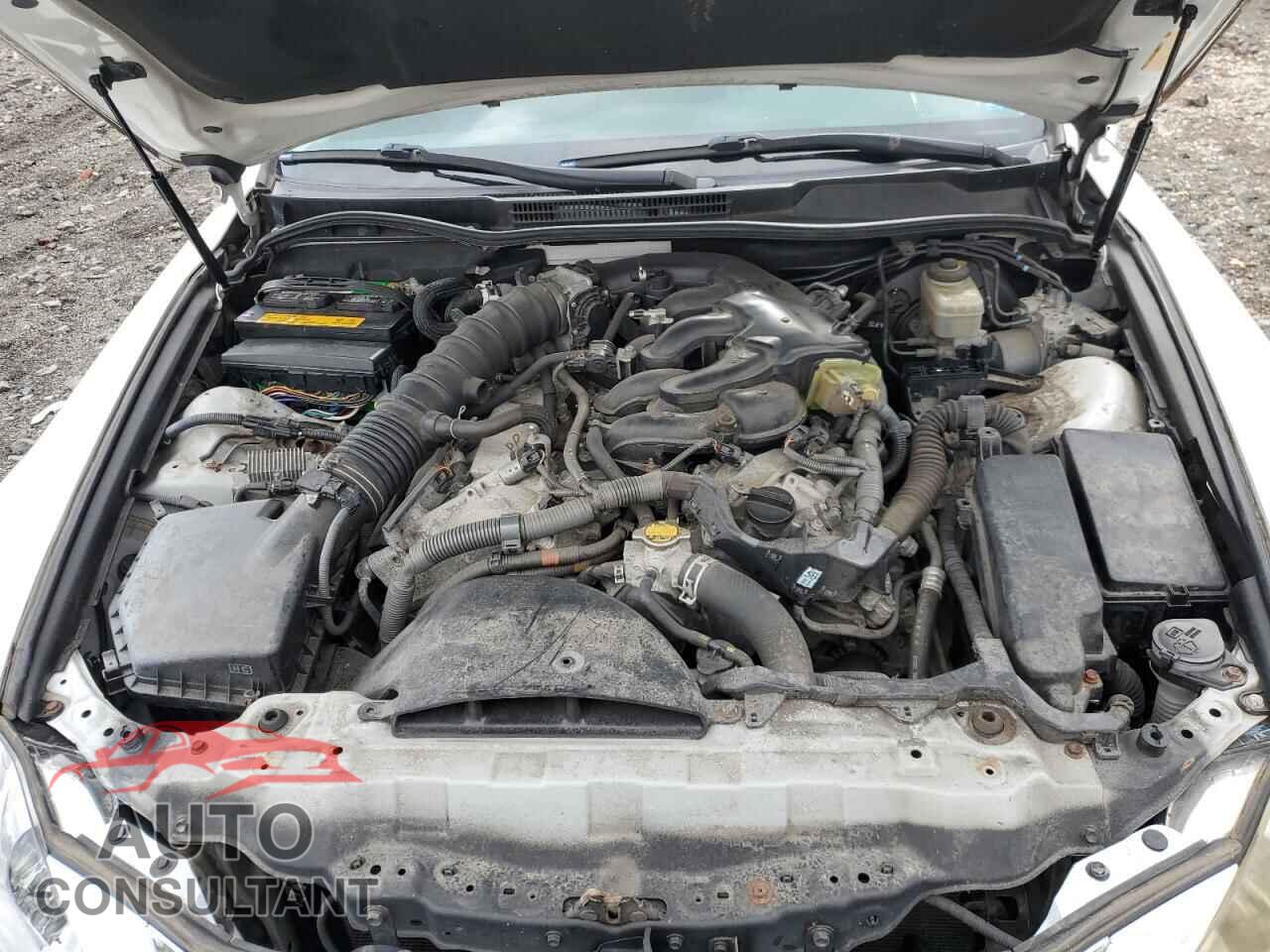 LEXUS IS 2011 - JTHCF5C27B5049898