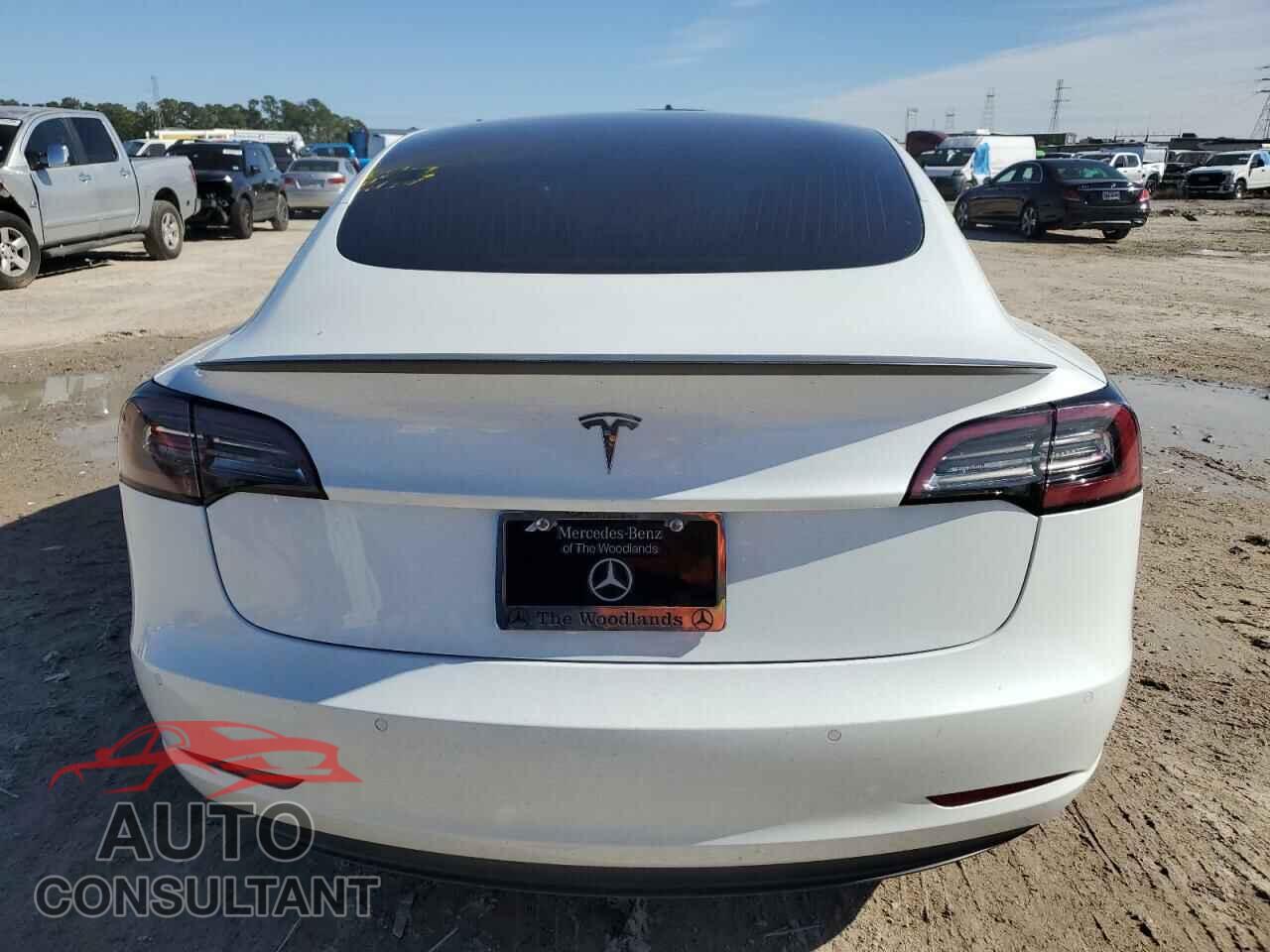 TESLA MODEL 3 2018 - 5YJ3E1EA8JF164623