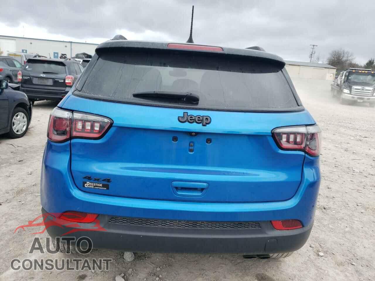 JEEP COMPASS 2018 - 3C4NJDBBXJT401214