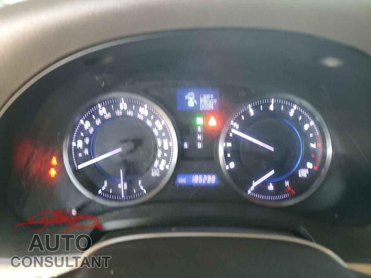 LEXUS IS 2011 - JTHBF5C2XB5140630