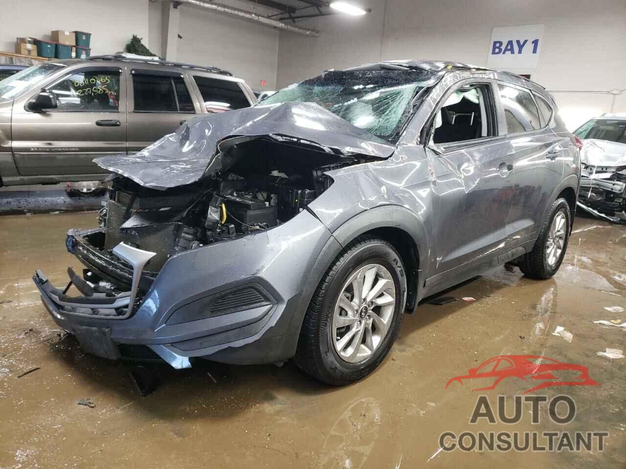 HYUNDAI TUCSON 2018 - KM8J2CA44JU741789