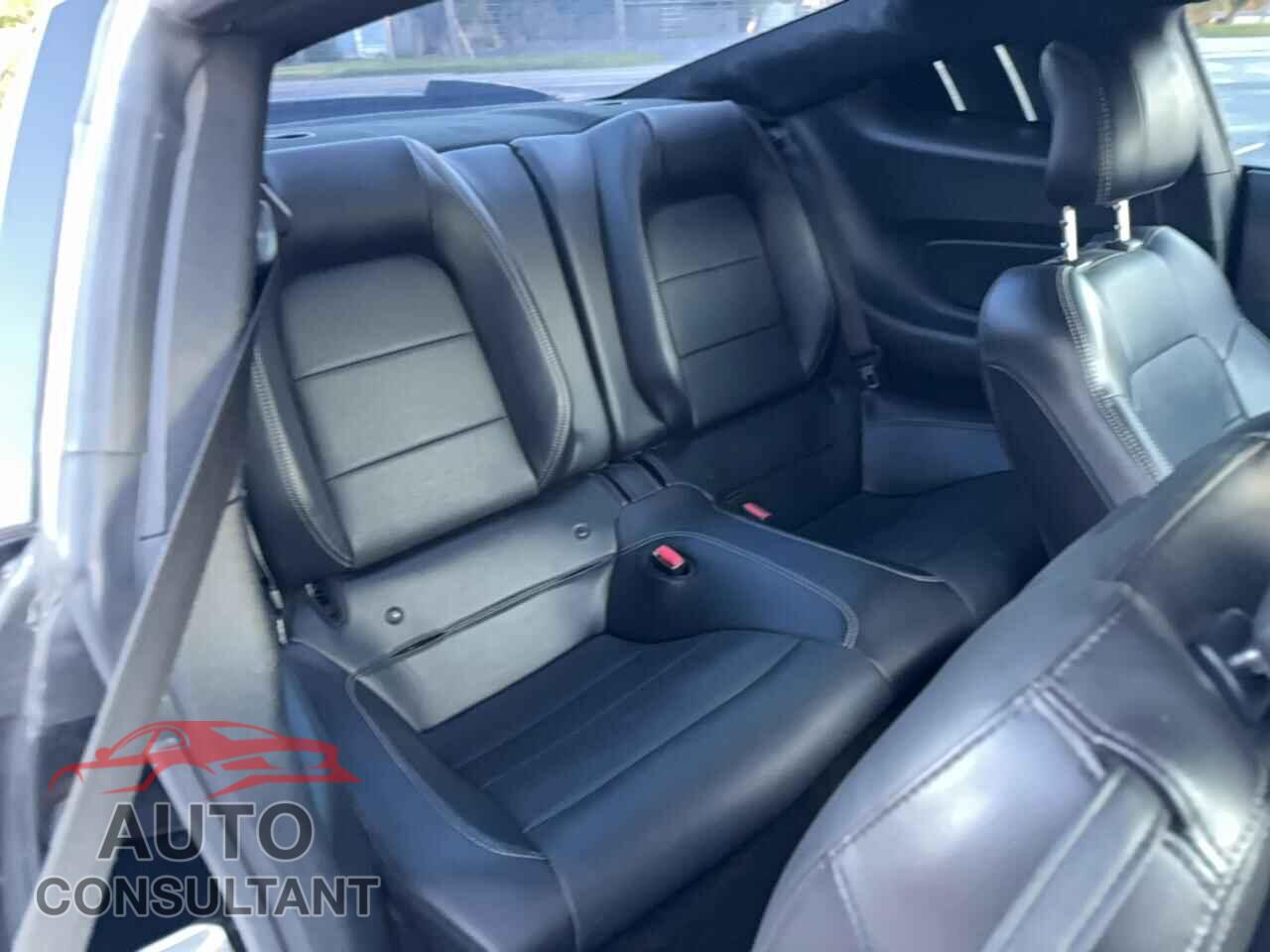 FORD MUSTANG 2017 - 1FA6P8CF9H5263838