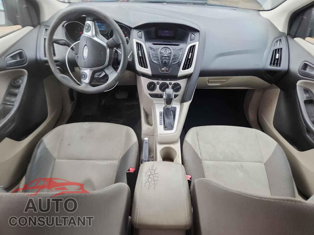FORD FOCUS 2012 - 1FAHP3F25CL275932