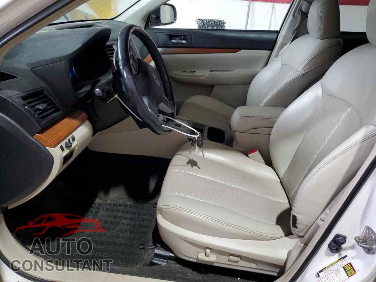 SUBARU OUTBACK 2014 - 4S4BRBMC8E3239683