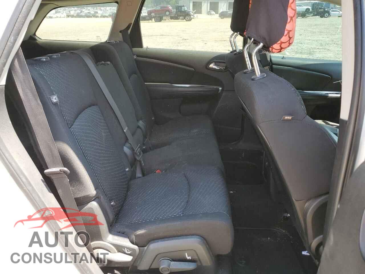 DODGE JOURNEY 2015 - 3C4PDCBG4FT697411