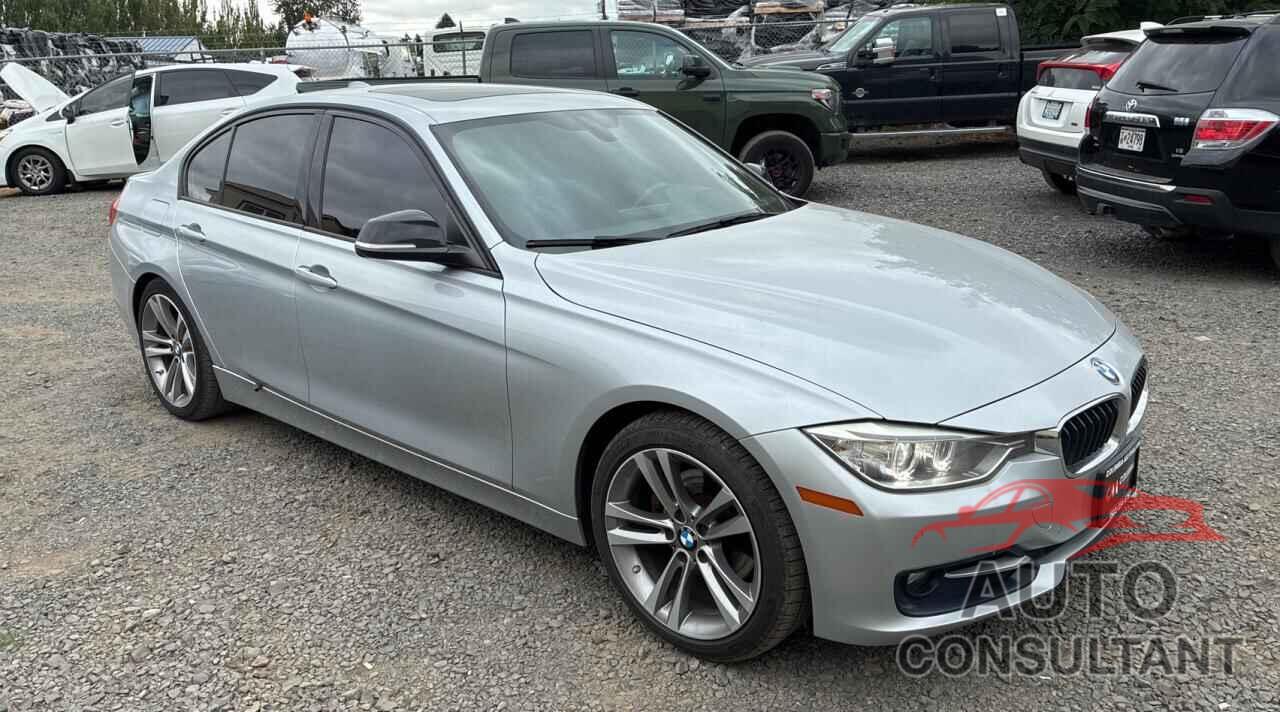 BMW 3 SERIES 2015 - WBA3D3C54FK158474