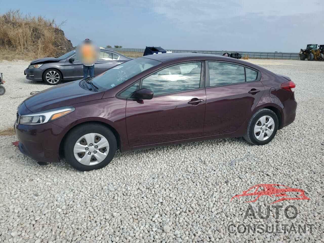 KIA FORTE 2018 - 3KPFK4A71JE190035