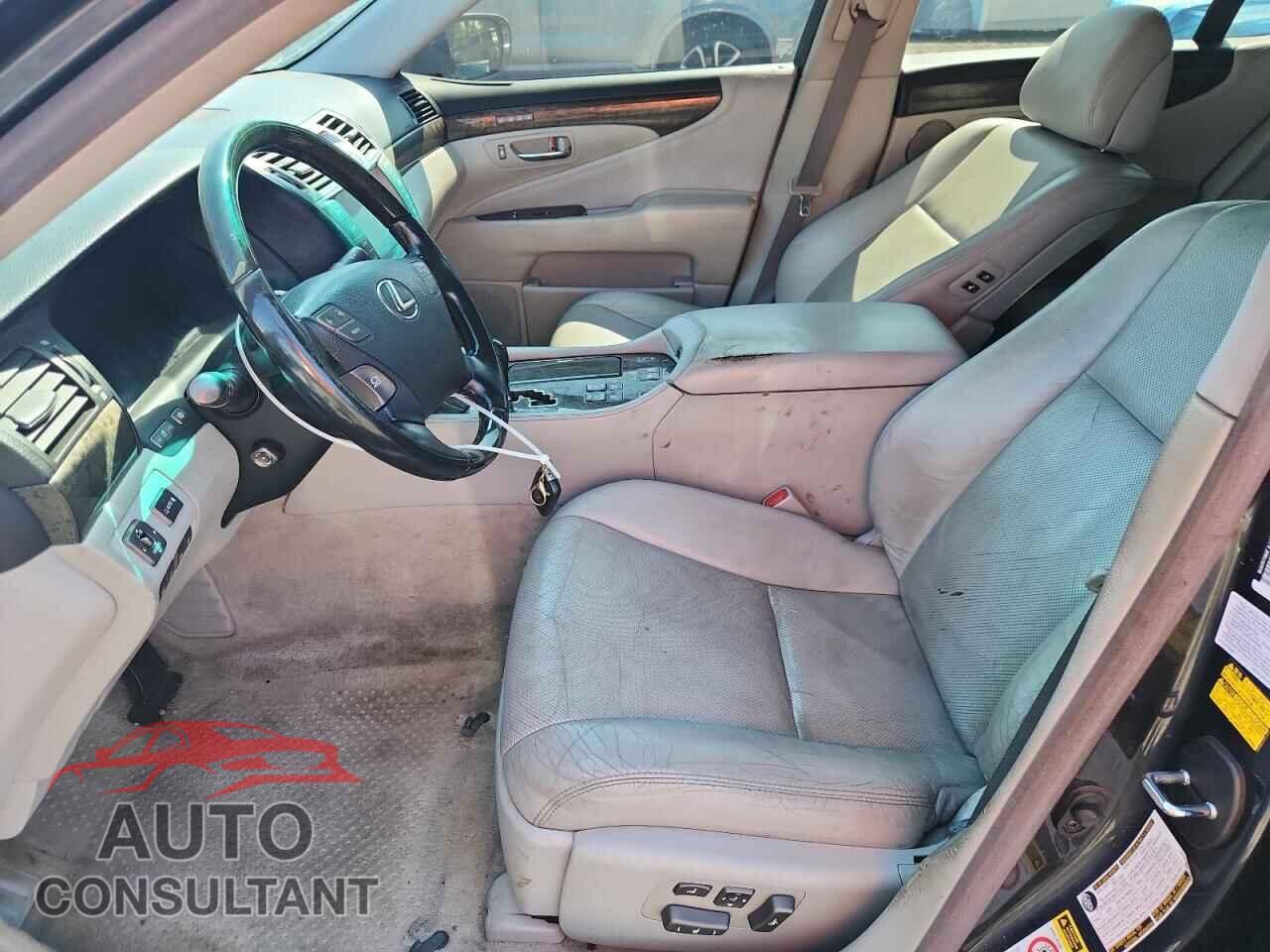 LEXUS LS460 2010 - JTHCL5EF3A5005386