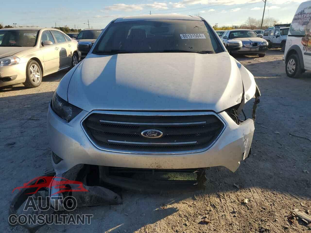 FORD TAURUS 2015 - 1FAHP2F82FG106138