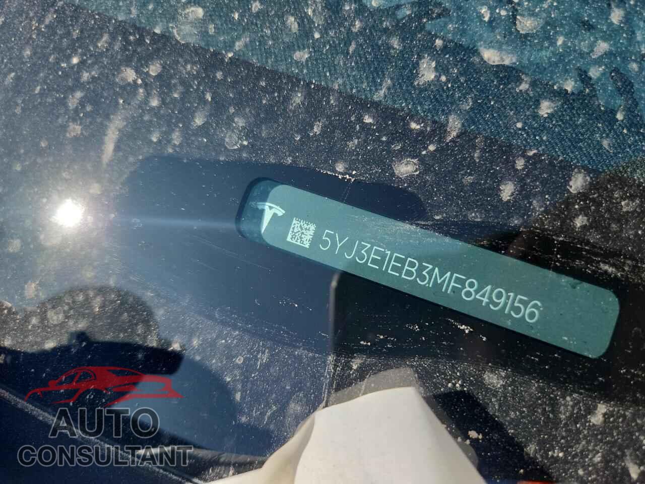 TESLA MODEL 3 2021 - 5YJ3E1EB3MF849156