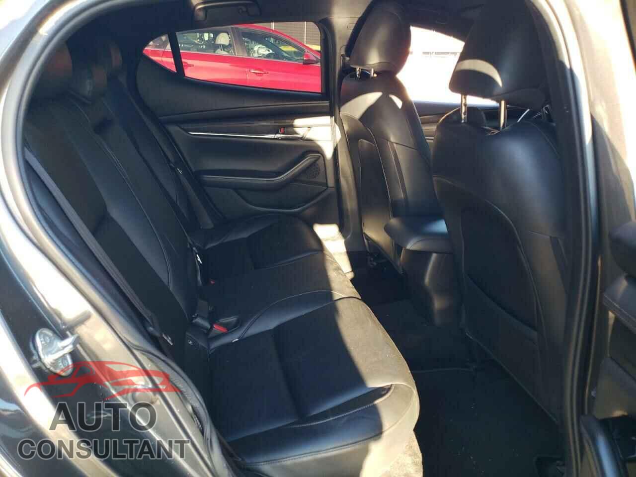 MAZDA 3 2019 - JM1BPAJM3K1120187