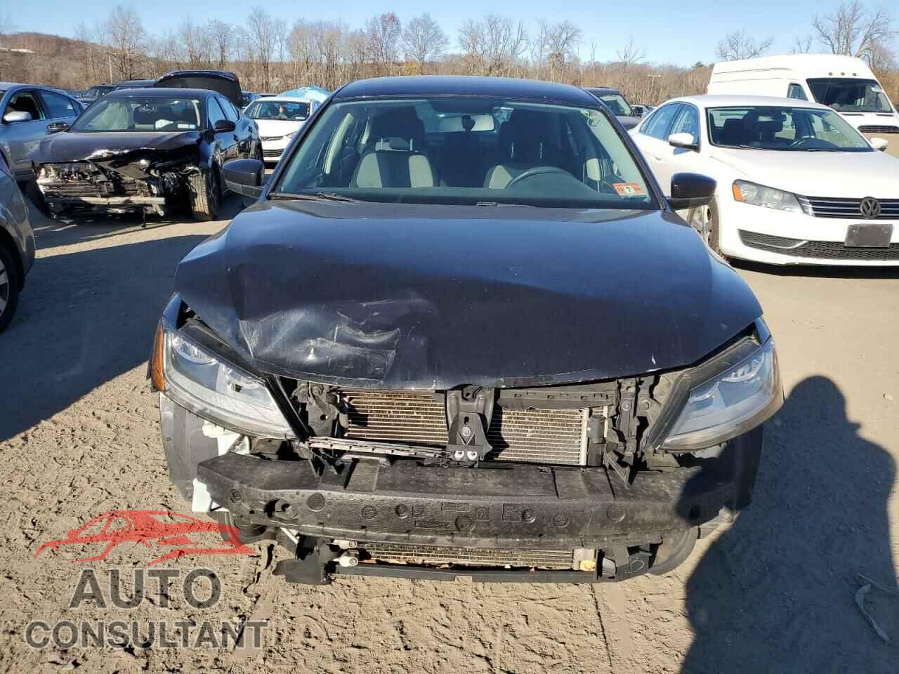 VOLKSWAGEN JETTA 2017 - 3VW2B7AJ2HM339920