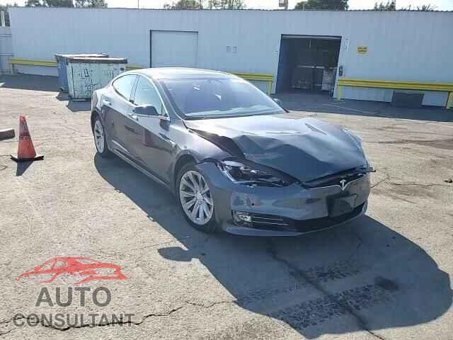 TESLA MODEL S 2017 - 5YJSA1E18HF218567
