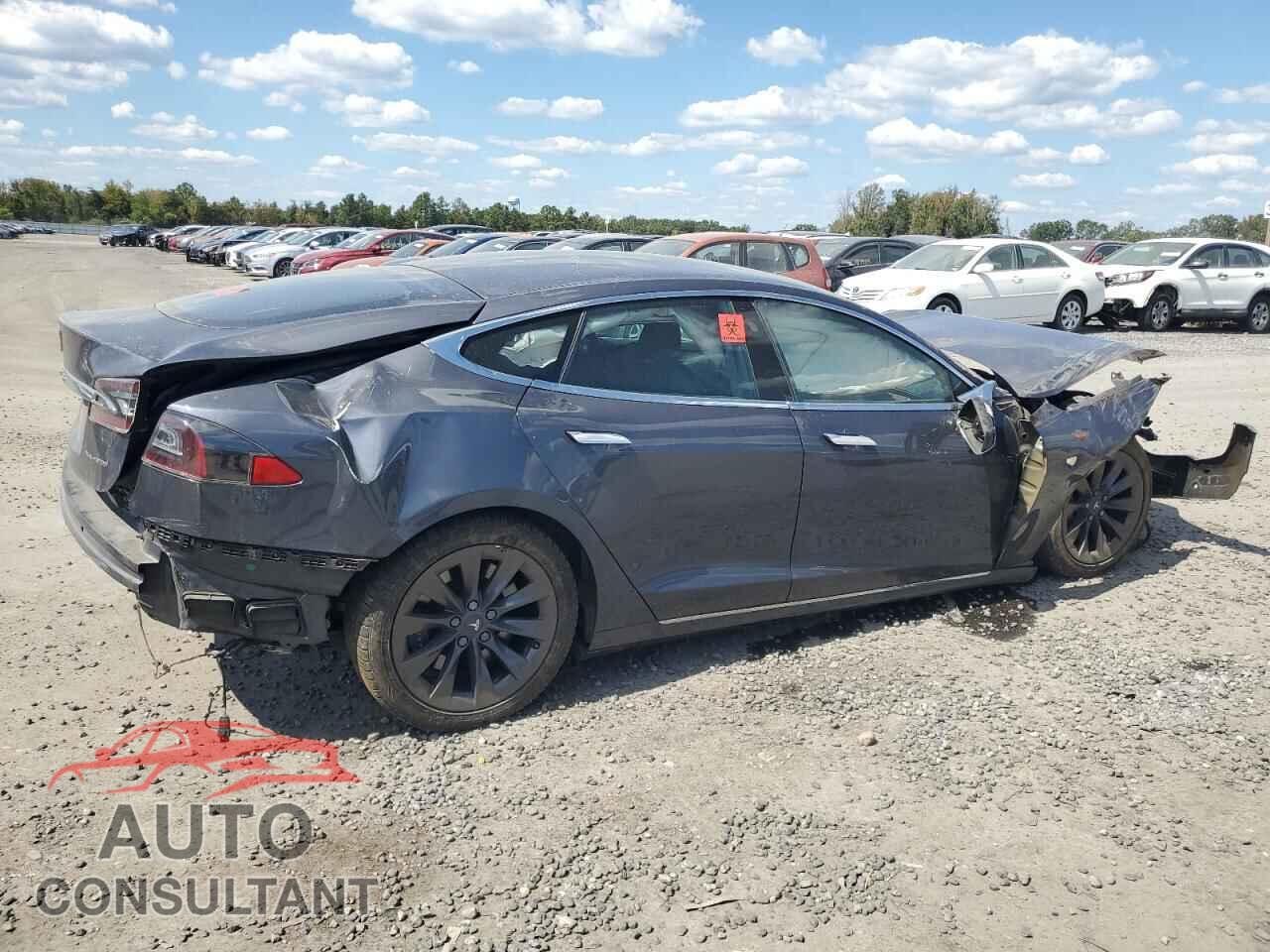 TESLA MODEL S 2021 - 5YJSA1E23MF423765